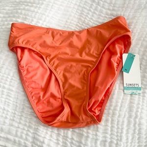 Sunsets Coral Basic Bottom